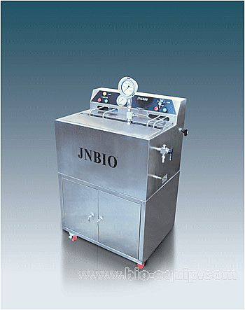 �߉��{�����C