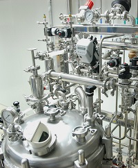 240LƬ���d�w�̶������ﷴ��(y��ng)��